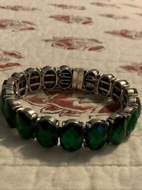 Plunder Emerald Green Faceted Bracelet